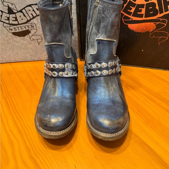 Freebird by Steven Ramone Metallic Blue multi Ankle Boots - Picture 6 of 8